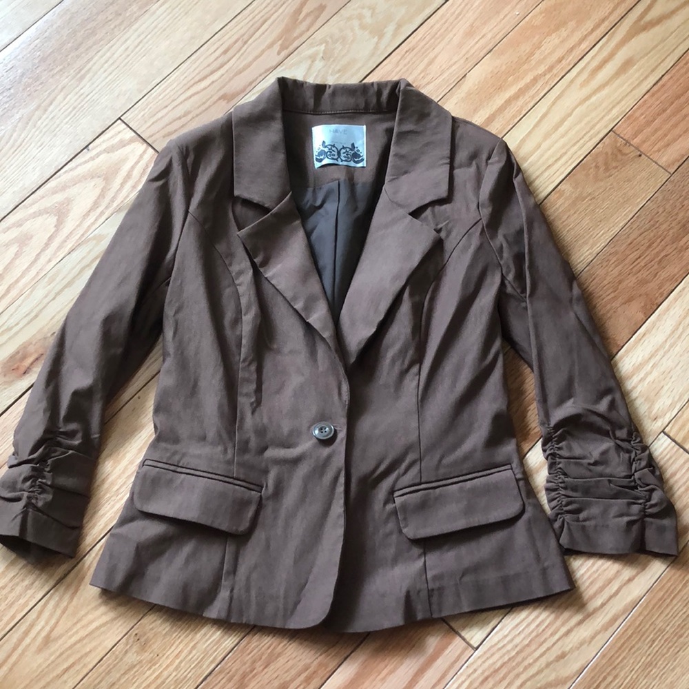 Cinched Sleeved Brown Blazer